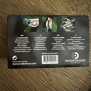 OENOPHILIA PATENT WINE STOPPER / POURER